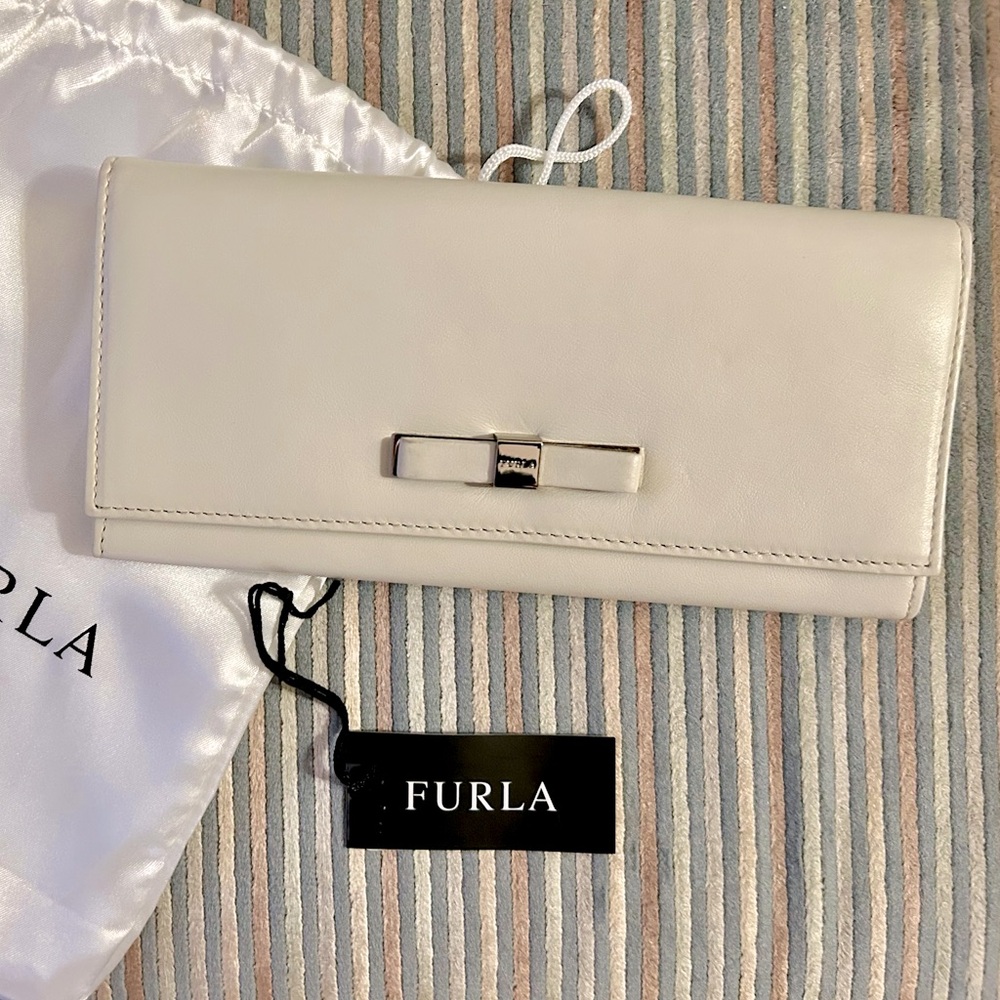 BNWT Furla Cream Women's Wallet
